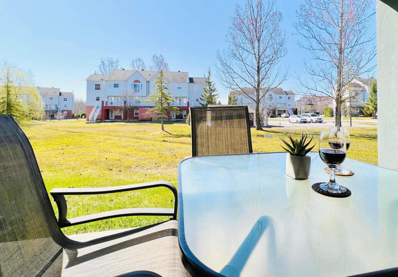 Superbe Condo Plage-Memphremagog Eksteriør bilde