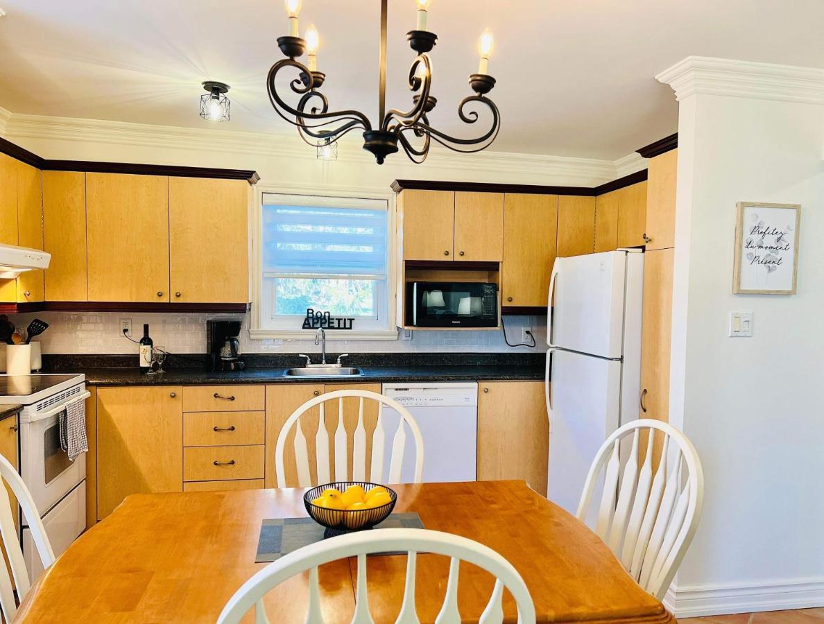 Superbe Condo Plage-Memphremagog Eksteriør bilde